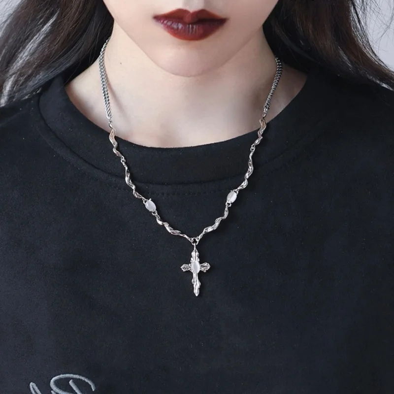 

Cool Girls Liquid Metal Cross Necklace for Woman 2023 Fashion Opal Pendant Jewellery Women Jewelry Pendants Accessories Y2k New