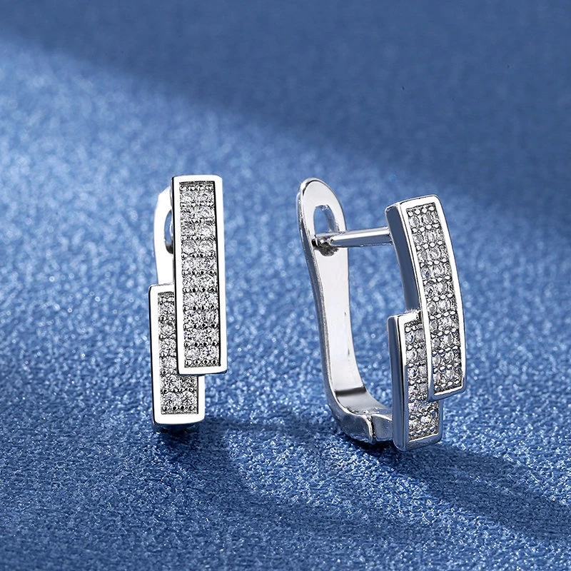 

Creative Silver Color New Style Cubic Zirconia Stud Earrings for Women Fashion Exquisite Wedding Engagement Party Jewelry