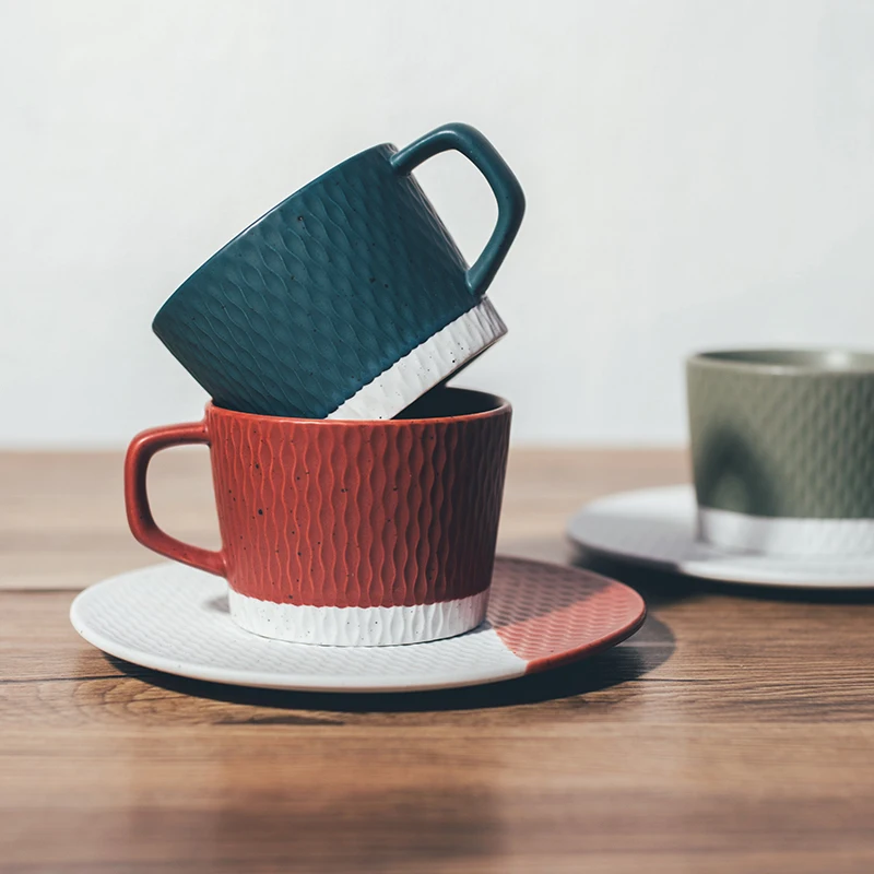 

Japanese Porcelain Tea Cup Handle Nordic Christmas Water Charm Coffee Cup Ceramic Breakfast Tassen Kaffee Coffee Mugs OB50BD