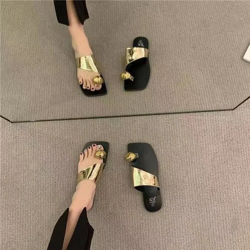 Новые летние брендовые тапочки женские уличные шлепанцы женская обувь