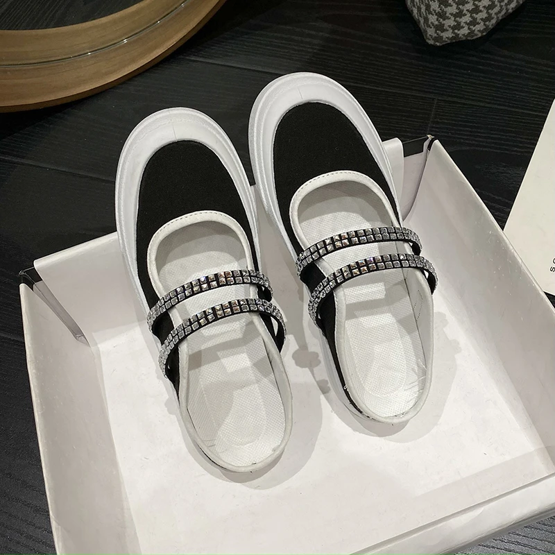 

2022 Summer Shoes Women Sandals New Women's Shoes Flat-bottomed Rhinestone Sports and Leisure Canvas Baotou Slippers Large Size