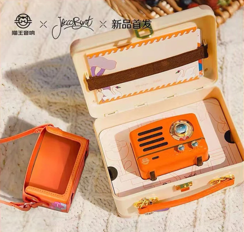 

Mao Wang OTR little Prince Artist The Garden of Eden Orange Wireless Bluetooth Speaker Advanced Custom Retro FM Radio Player