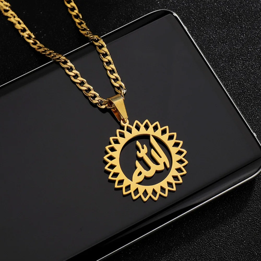 

JewelryX Custom Arabic Name Necklace Personalized Hollow Sunflower Pendant Stainless Steel Cuban Chain Jewelry For Unisex Gift