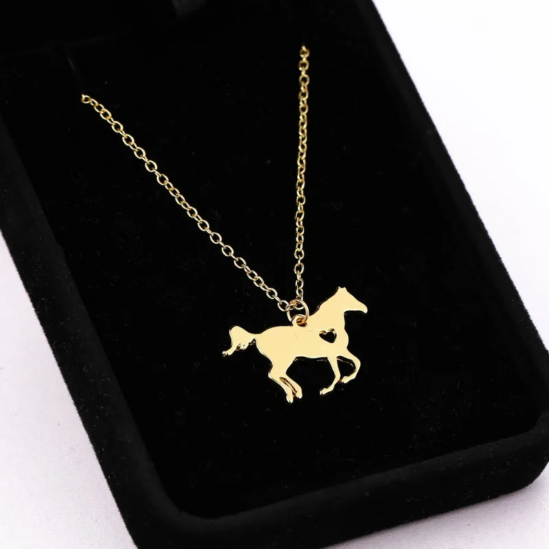

horse heart pendant necklace, stainless steel, animal shaped, suitable for women and girls, fashion jewelry, friend gift