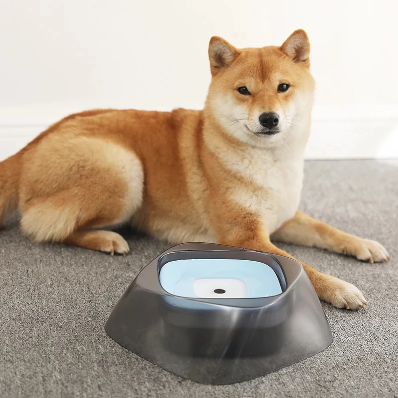 

No-Spill Dog Drinking Water Bowl Floating Cat Water Bowls Not Wet Mouth Dogs Waterer Vehicle Carried Pet Water Dispenser