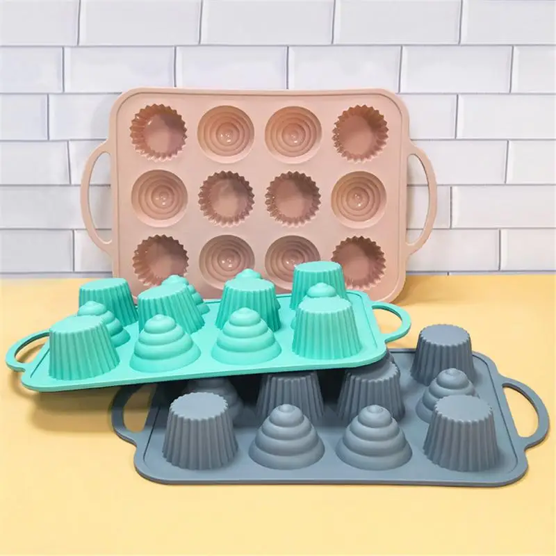 

Muffin Cup 12 Hole Diy Cupcake Baking Tray Dustproof Durable Round Mold Wholesale 2023 Pudding Steamed Cake Mold Food Grade Diy