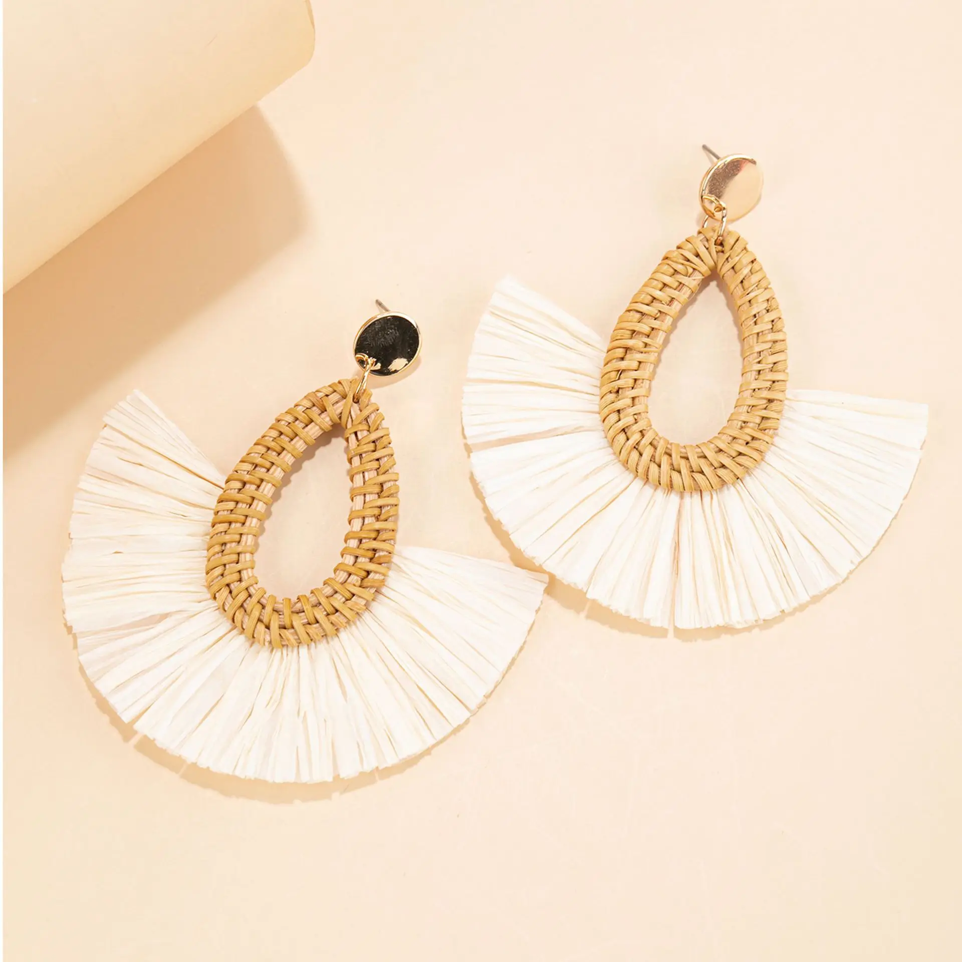 

New Vine Grass Weaving Earrings Holiday Lafite Earrings Korean Style Trendy Earrings 2023 Accessories for Women