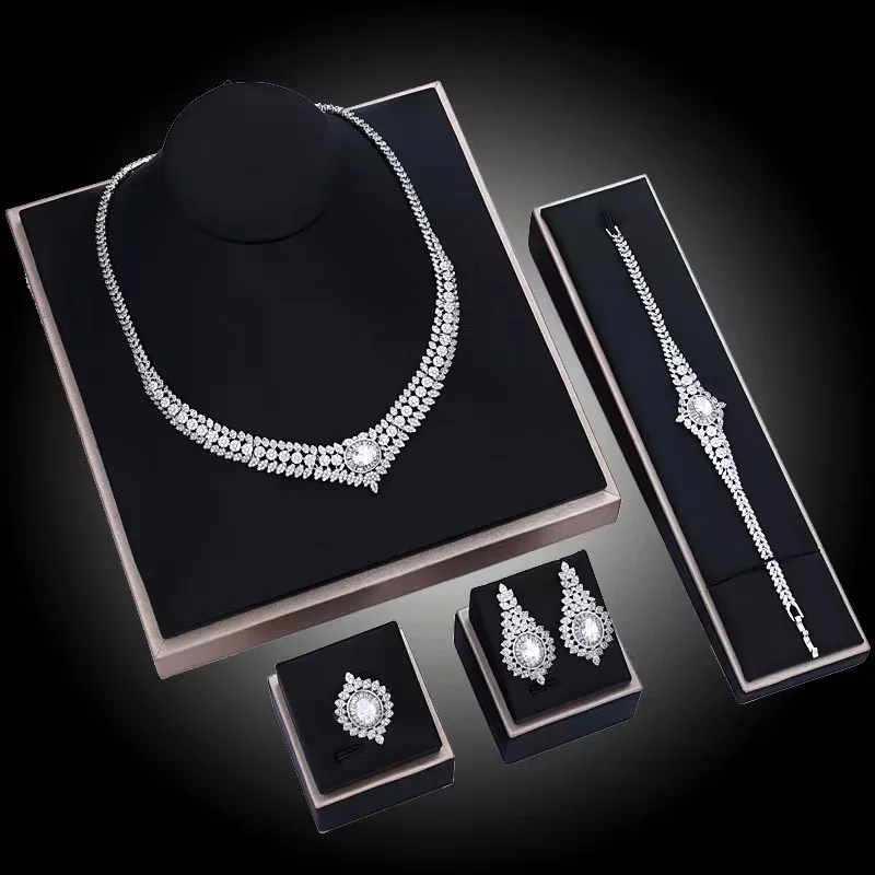 

Fashion Luxury 4PC Geometry Statement Necklace Earrings Bracelet Ring For Women Wedding Party Full Zircon Bridal Jewelry Set 202