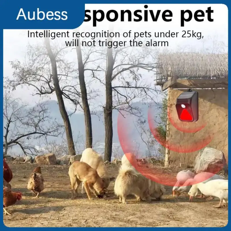 

800 Mah Led Lights Human Body Induction Remote Control Alarm Solar Warning Lamp Drives Animal Alarm Solar Charge Warning Light