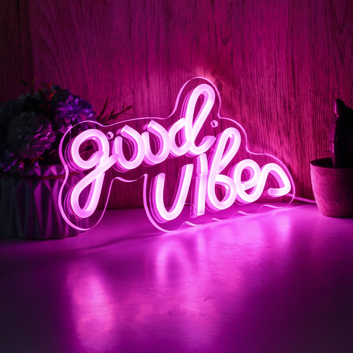 

Неоновая вывеска Chi-buy Good vibes USB