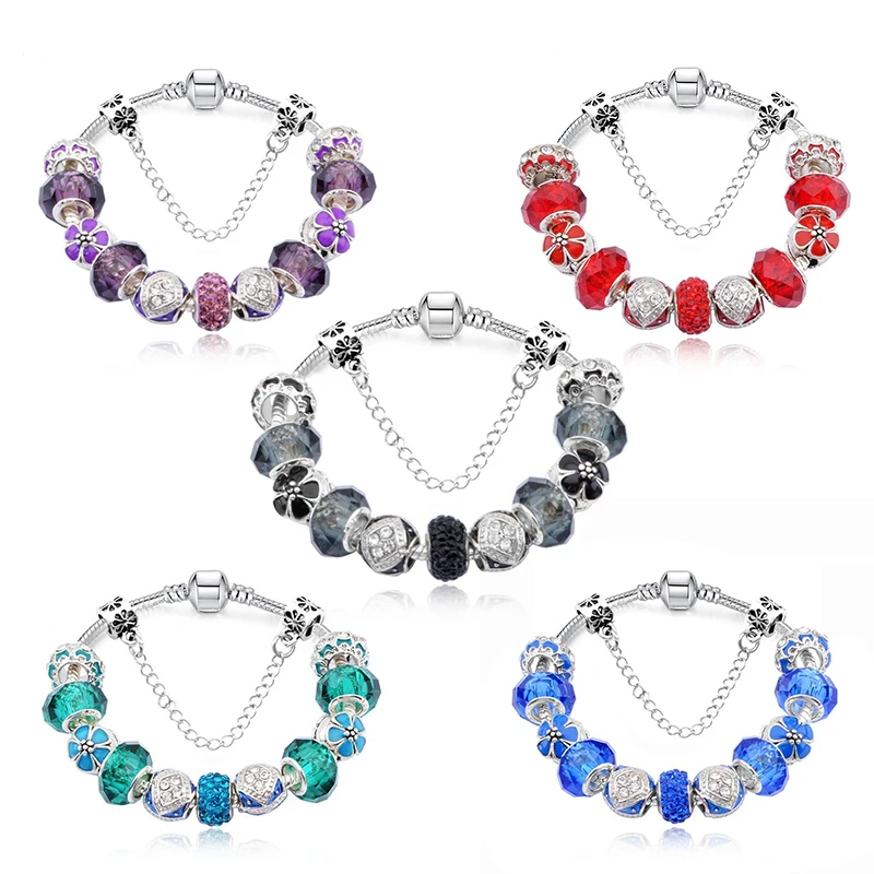 

E-commerce Explosive Five-leaf Clover Crystal Alloy Ladies Bracelet Hand Jewelry
