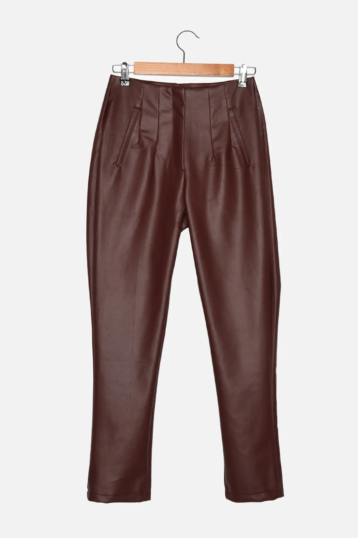 

Trendyol Faux Leather Pants TWOAW22PL0177