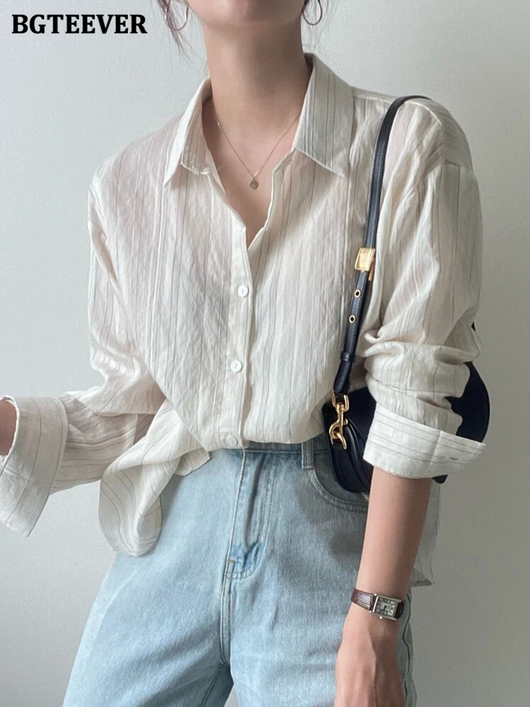 

BGTEEVER Casual Turn-down Collar Single-breasted White Shirts for Women Spring Fashion Female Solid Blouses Tops Ladies Blusas