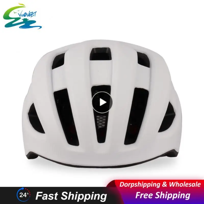

Bicycle Helmet One-piece Moulding Mountain Road Outdoor Sports Safety Helmet Impact Resistance Breathable Protective Cap Gear