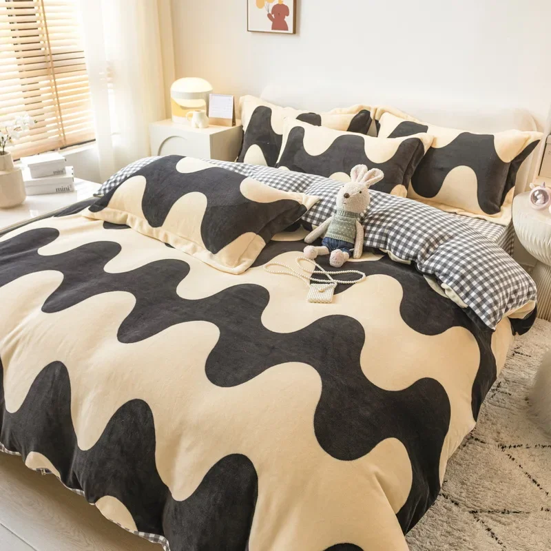 Зимнее флисовое покрывало для кровати из четырех частей