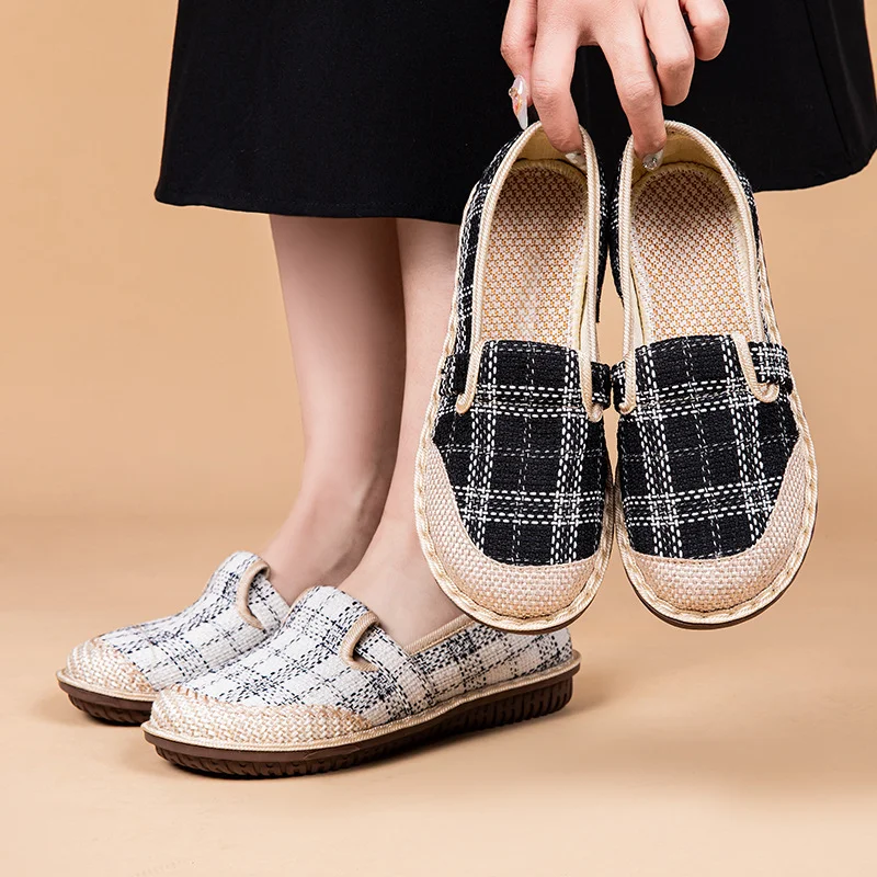 

New Women's Flat Soles Boat Shoe Classic Plaid Casual Shoes Women Black and White Stripes Weave Comfortable Soft Round Flat Sole