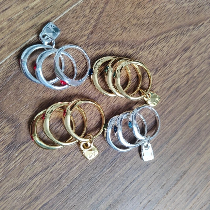 Женское кольцо с драгоценным камнем серебряным покрытием