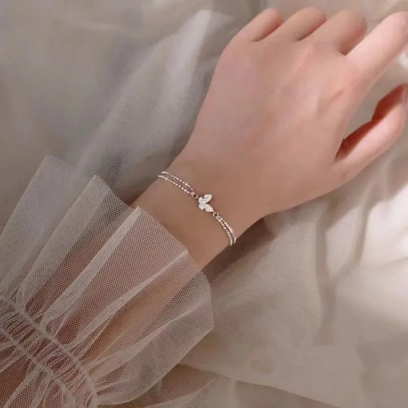 

Sweet Shining Zircon Butterfly Bracelet for Women Anti-Allergic Silver Color Korean Butterfly Chain Bracelet Simple Hand Jewelry