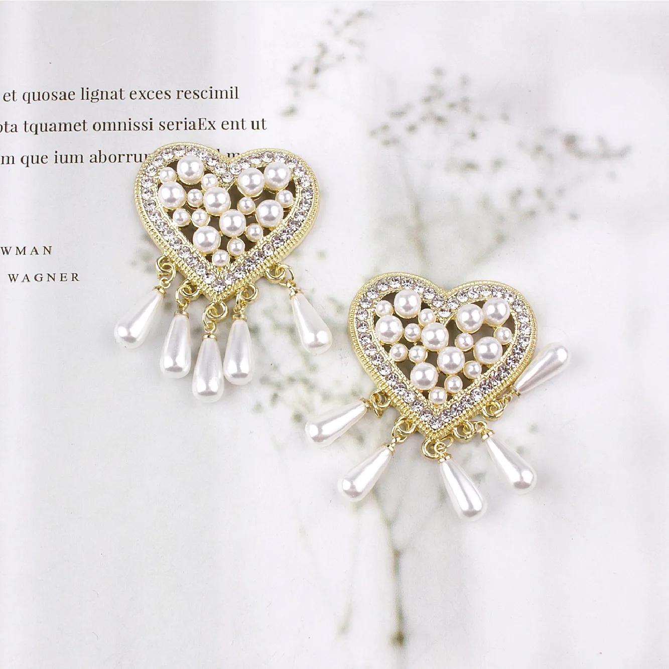 

Free Shipping 10pcs/lot Flat Back Rhinestone Button For Hair Flower Wedding Invitation DIY Flower Centerpiece WLRB224