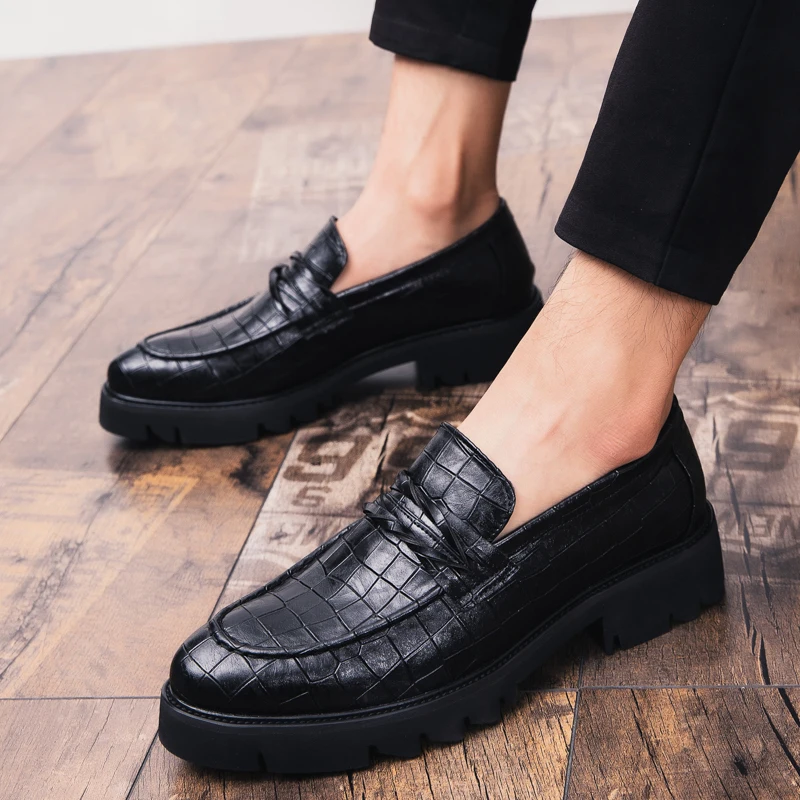 

Apanzu Men's Shoes fashion outdoor Black Retro shoes Men Casual Formal Business Leather Shoes Slip-On Men Loafers Zapatos Hombre