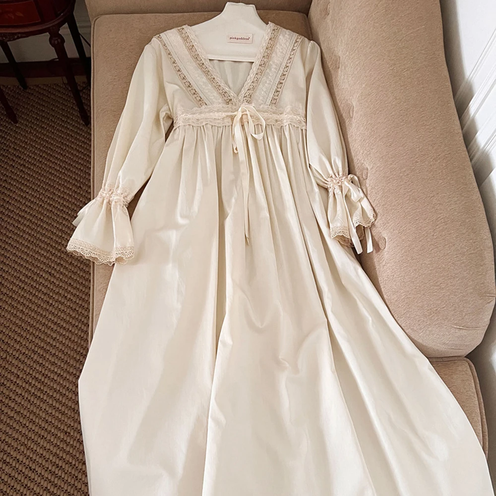 Women Jacquard Vintage Princess Elegant V-neck Nightgown For Spring Autumn Sweet Palace Beautiful Long Sleeve Cotton Nightdress
