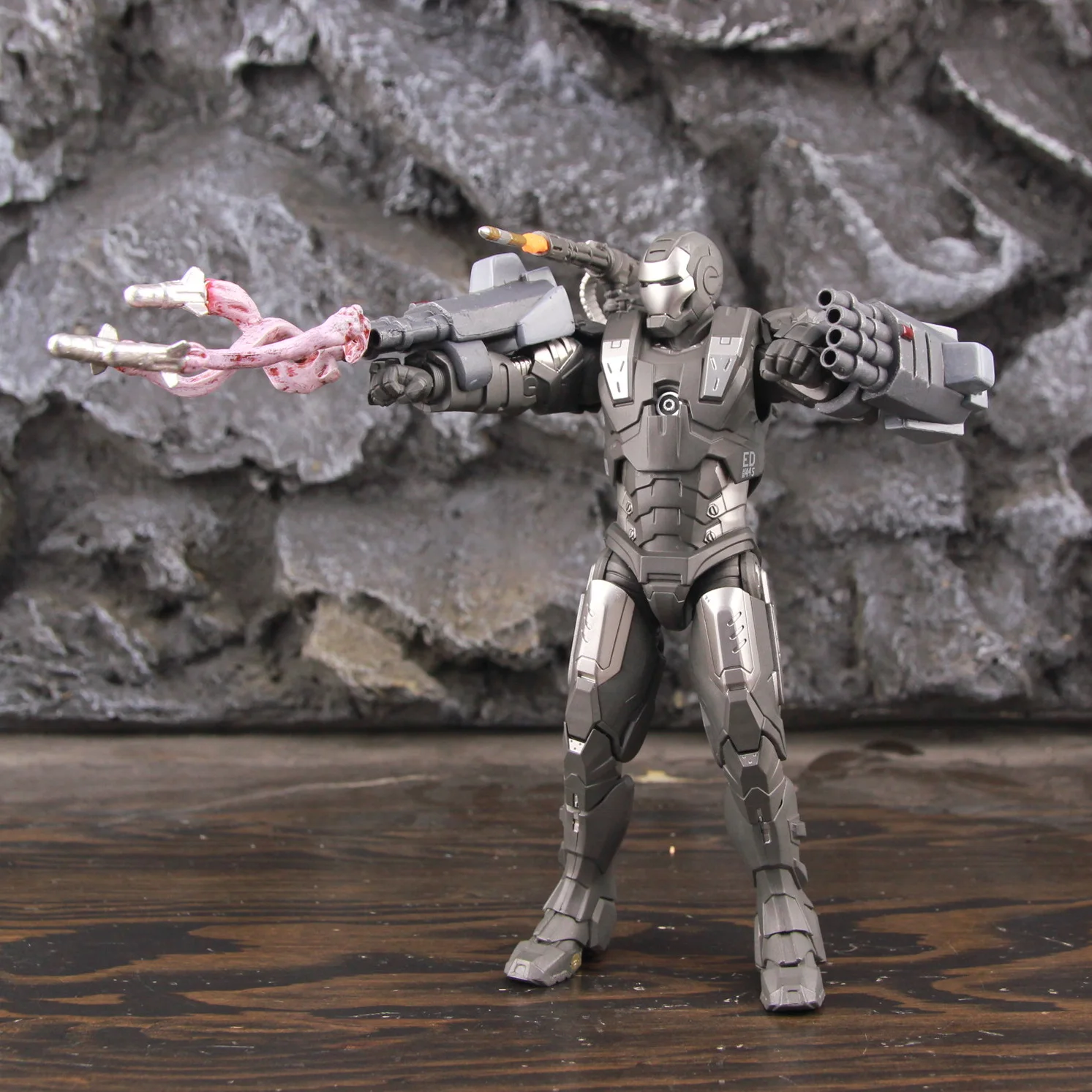 Экшн-фигурка Марвел Бесконечность Сага Железный человек война машина Марк I MK1 7