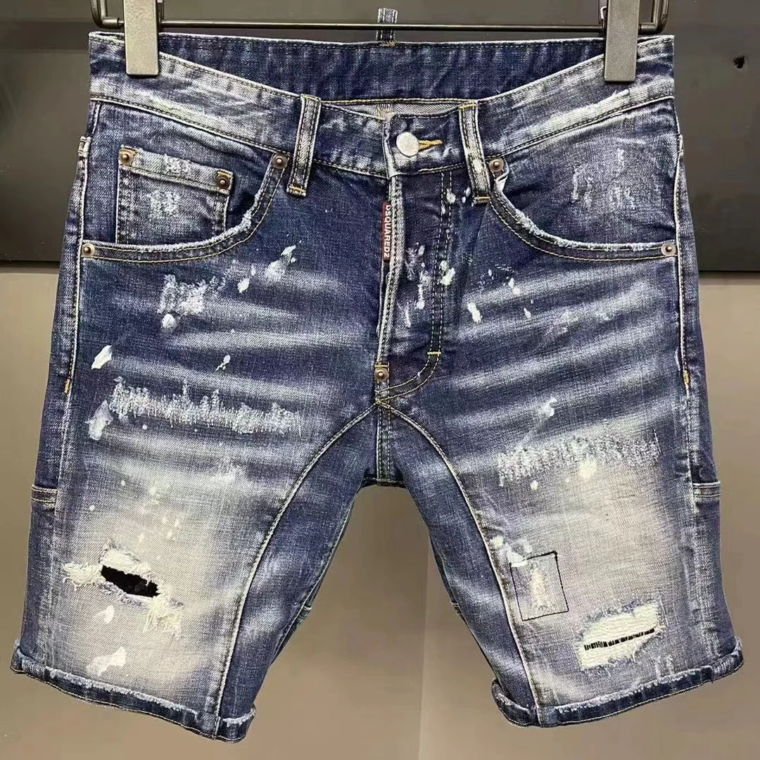 

2022 New Fashion Brand Dsquared2 Men's Washed, Worn, Ripped, Paint Point Motorcycle Denim Shorts DT068