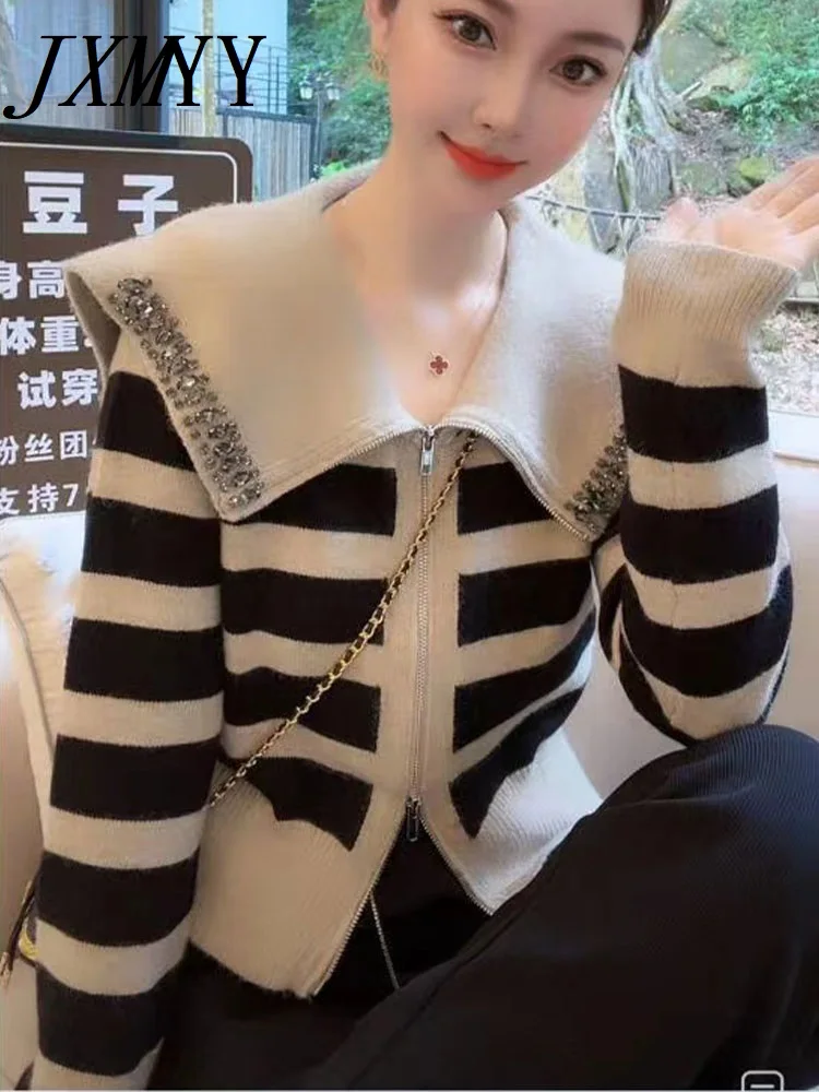 

JXMYY 2023 Early Autumn Fashion New Knitted Navy Collar Slim Contrast Stripe Zipper Cardigan Coat Women's Wear