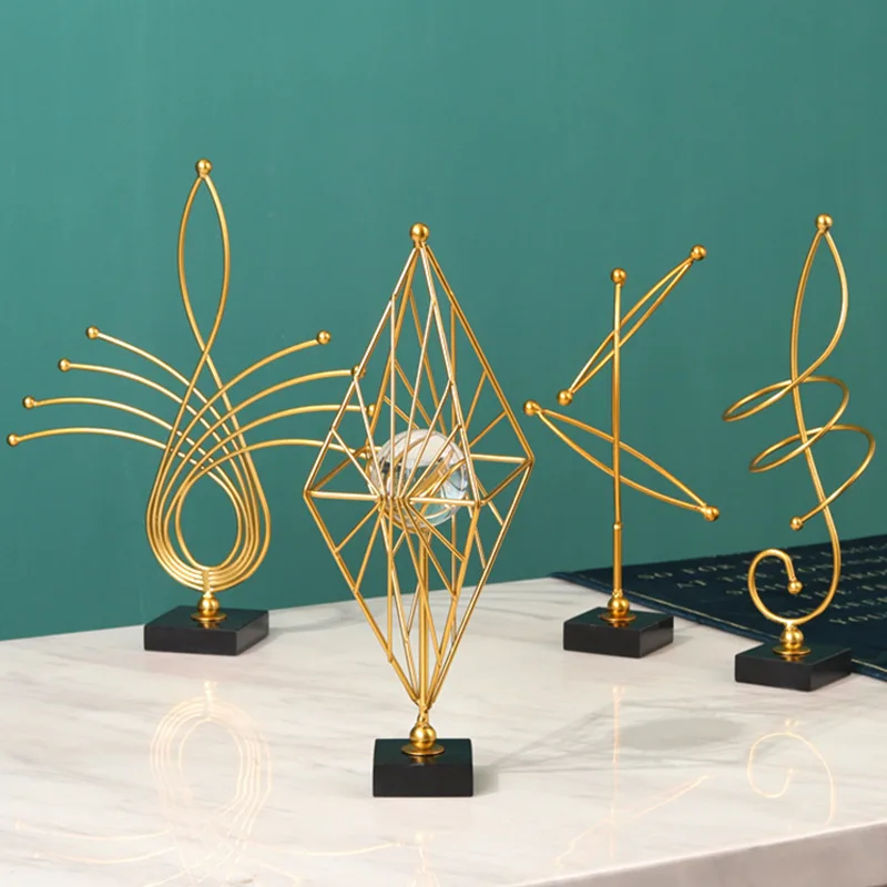 

Modern Light Luxury Golden Line Geometric Metal Bracket Crystal Ball Ornaments Home Wine Cabinet Porch Decoration