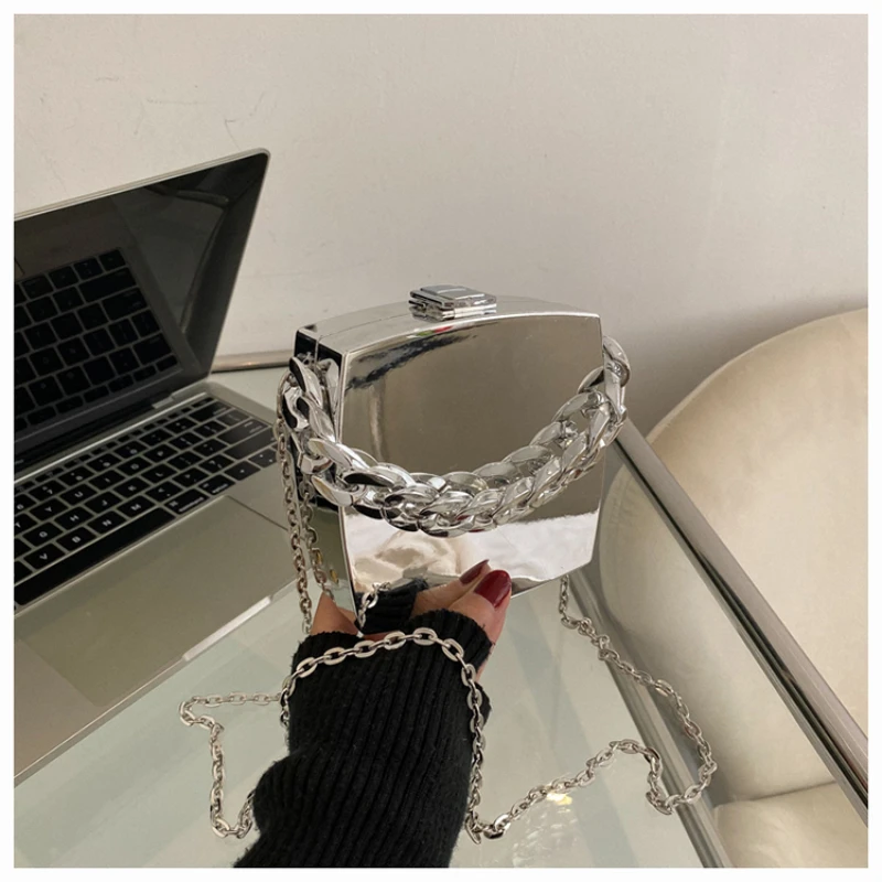 Ladies High Quality Leather Shoulder Bags For Women Long Gold Chain Shoulder Bags Luxury Handbags Crossbody Bags For Women Purse