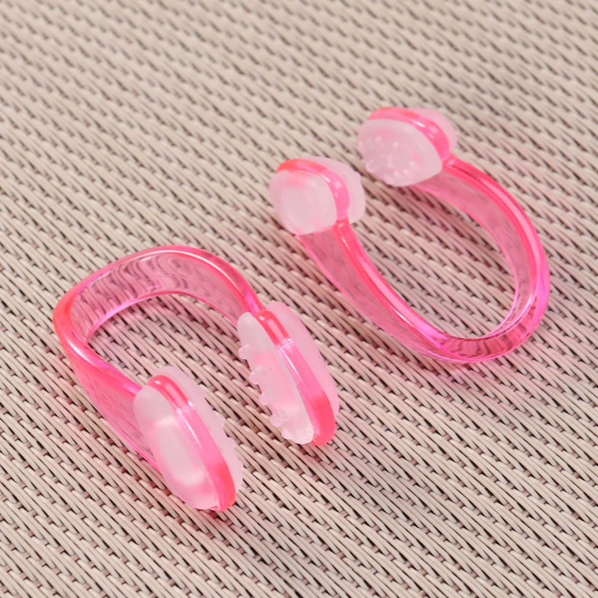 

2pcs Swimming Nose Clip Nose Protection Swimming Accessory for Adult (Pink)