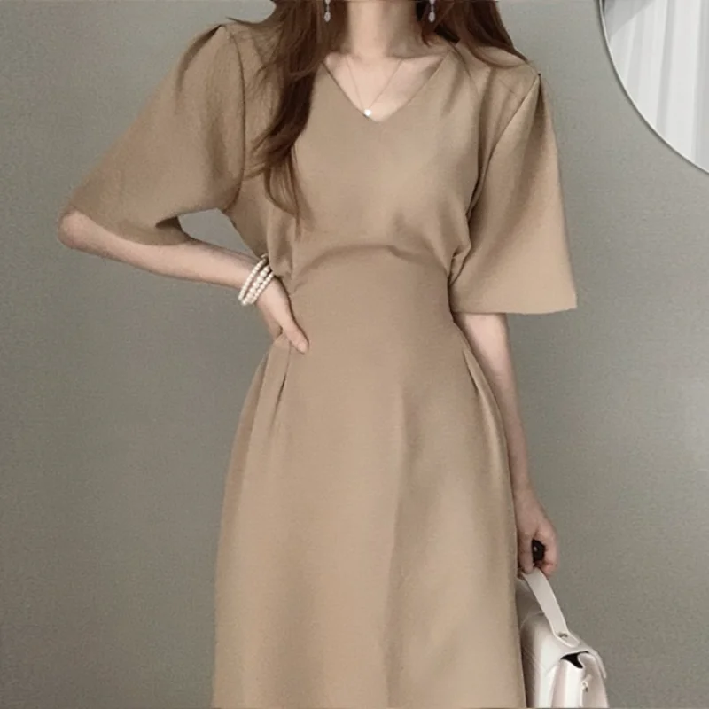 

2022 Summer New Korean Style Elegant Fashion Solid Color Dress Women O Neck Aesthetic Office Lady Sweat Small Fragrance Dress