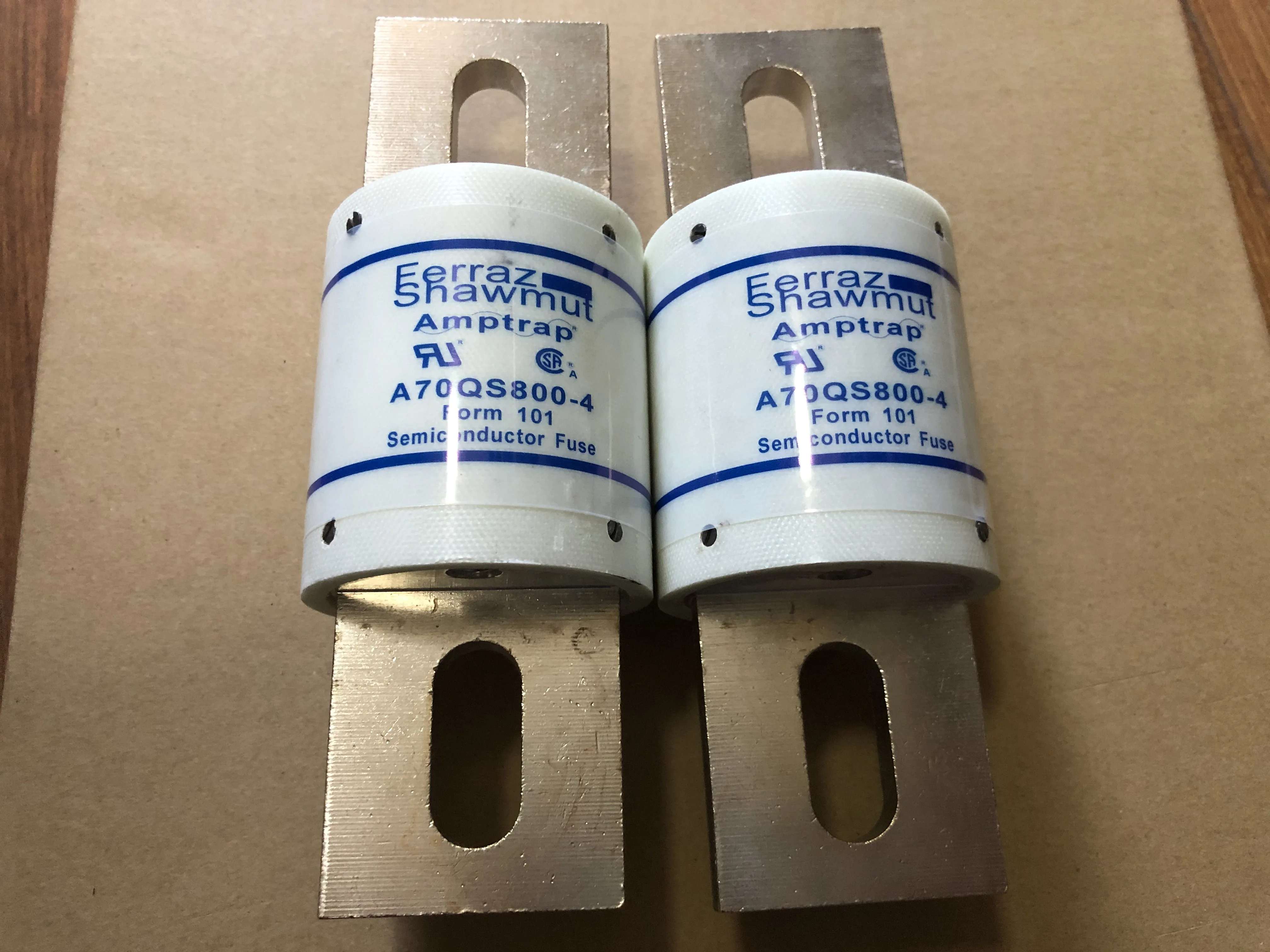 Fusibles A70QS800-4 A70QS700-4 A70QS600-4 700V