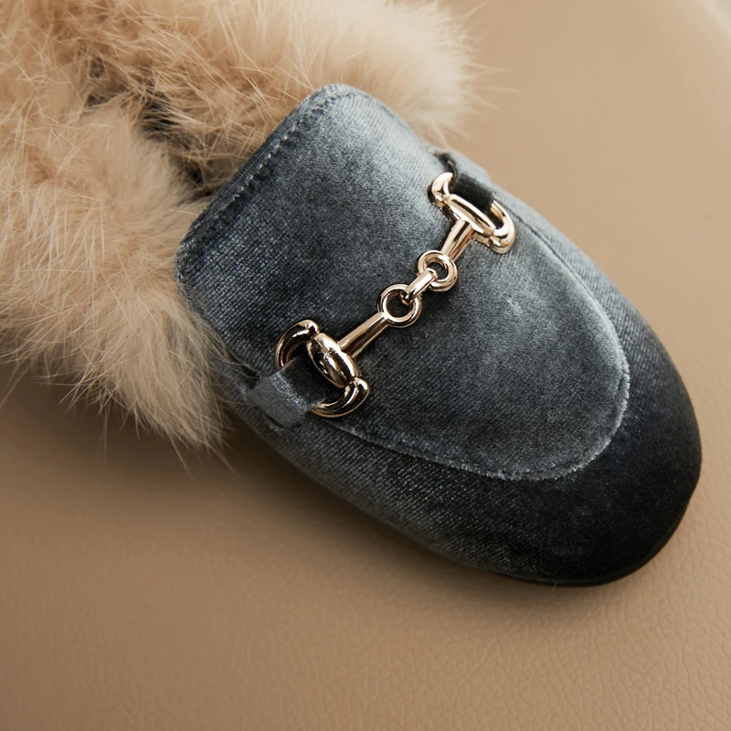 Детская меховая обувь детская бархатная теплая на плоской подошве для маленьких