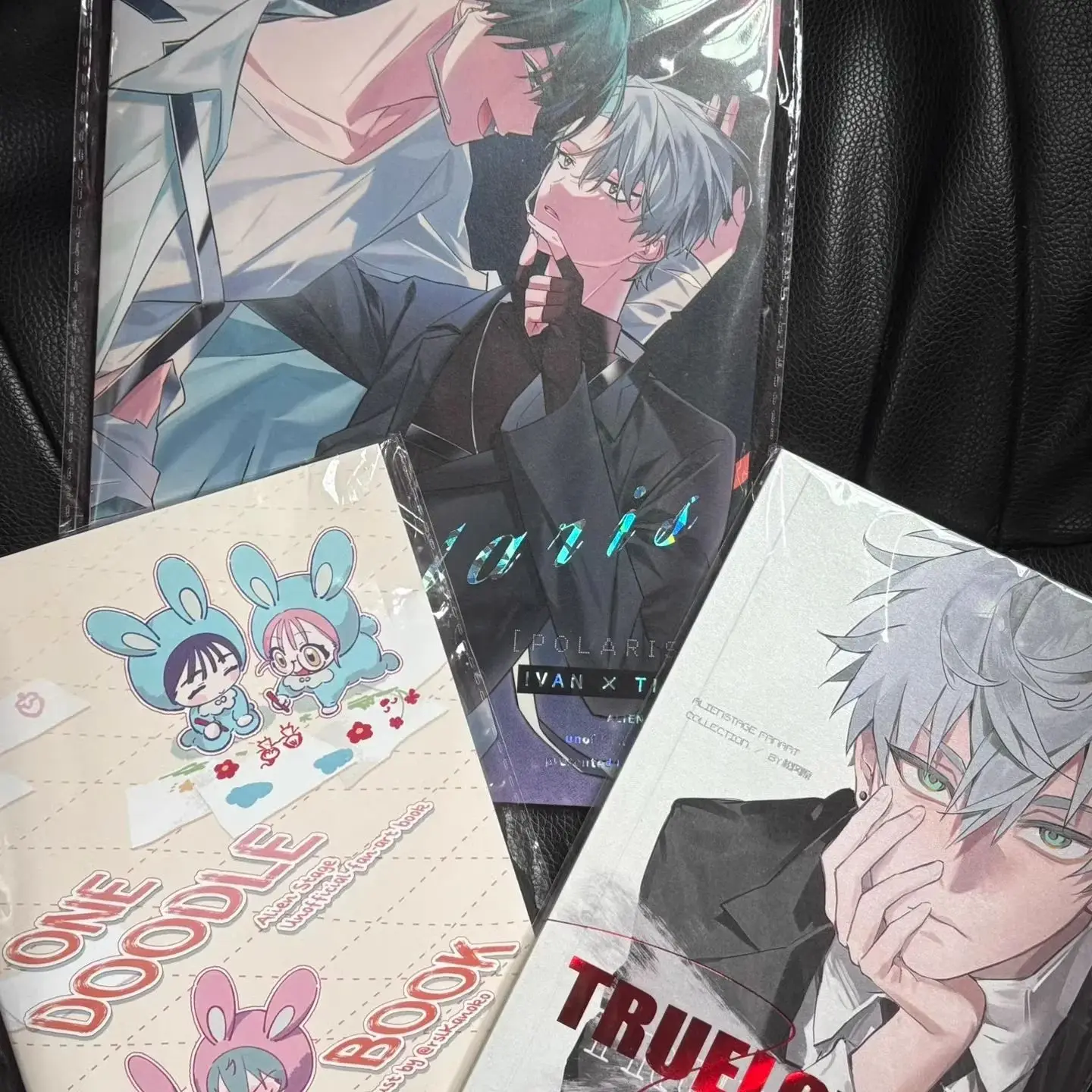 Набор из 3 блокнотов  Alien Stage, Polairs, One Doodle Book ирада вовненко отражение рассказы