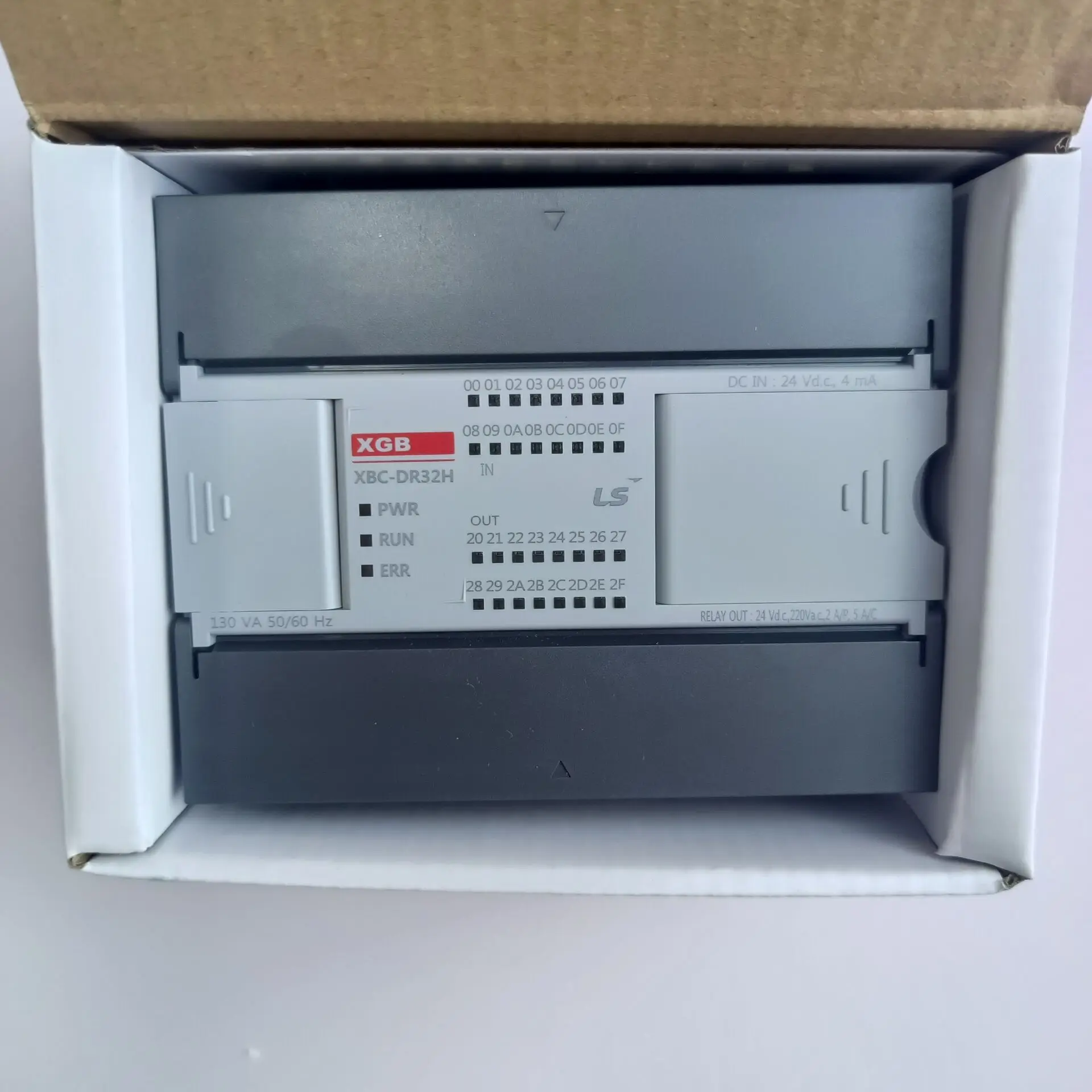 Совершенно новый оригинальный телефон