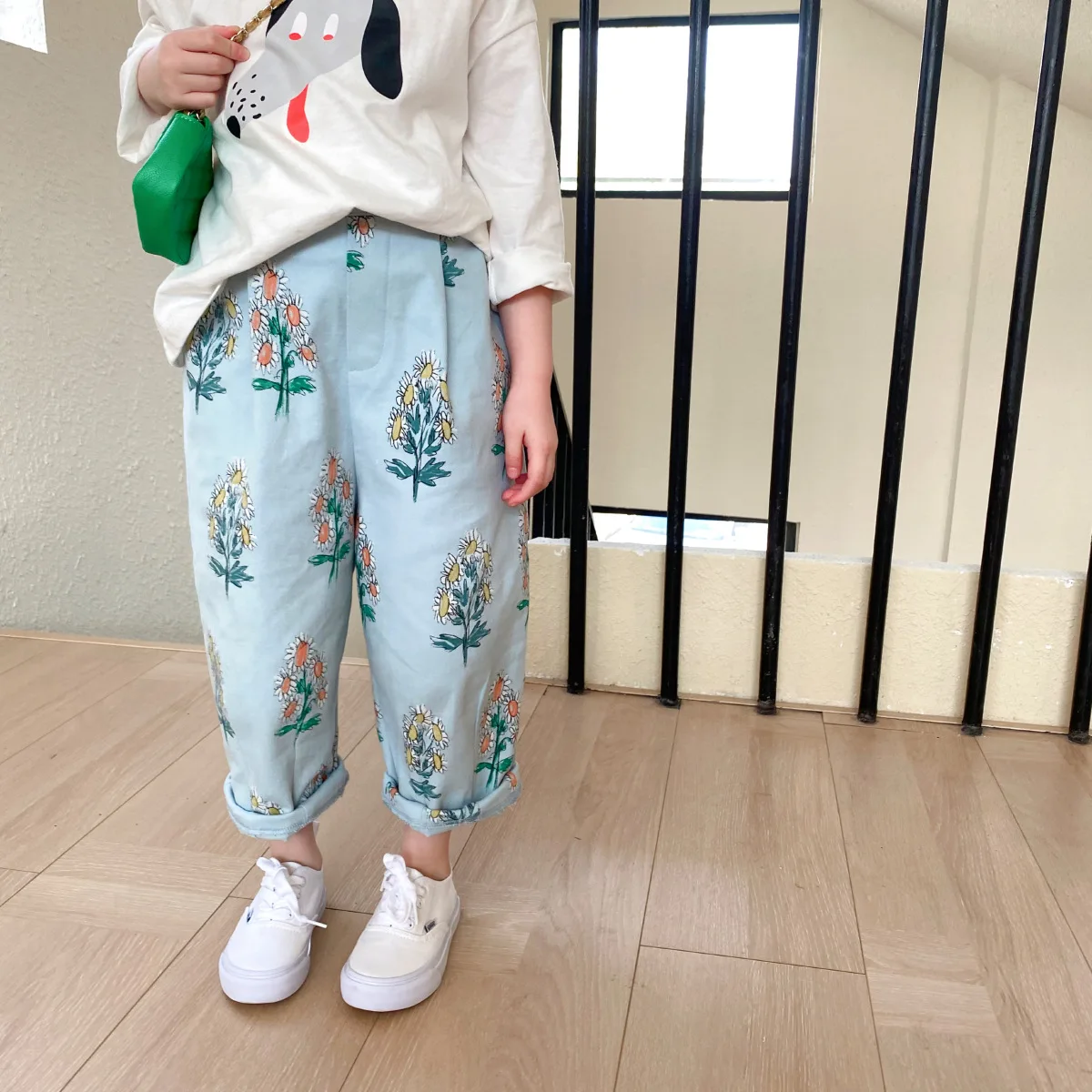 

Spring baby girl cotton floral Hip pants Kids soft loose casual trousers