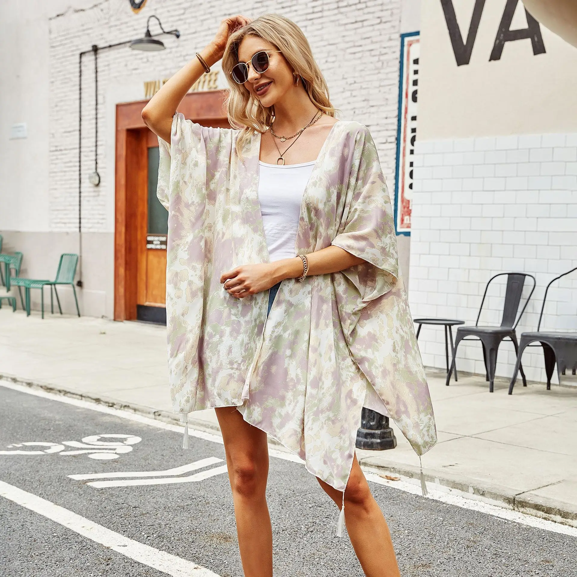 Женский шифоновый пляжный кардиган с кисточками и принтом |