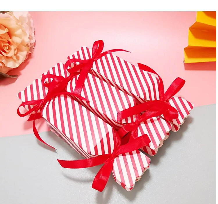 

Свадебные подарочные коробочки и пакеты из крафт-бумаги (10 шт)