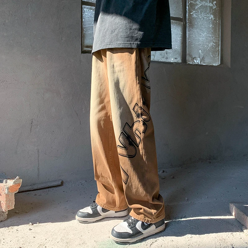 

Men Chic Printed Jeans Light Brown Denim Pants Harajuku Man Streetwear Straight Mopping Trousers Baggy Casual Jean Pants
