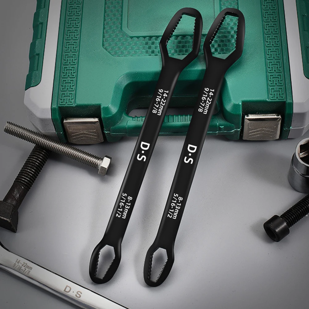 

Universal Double Ended Wrench Self-Tightening Universal Wrench 8-22mm Set Screw Nut Wrench Multi-function Car Repair