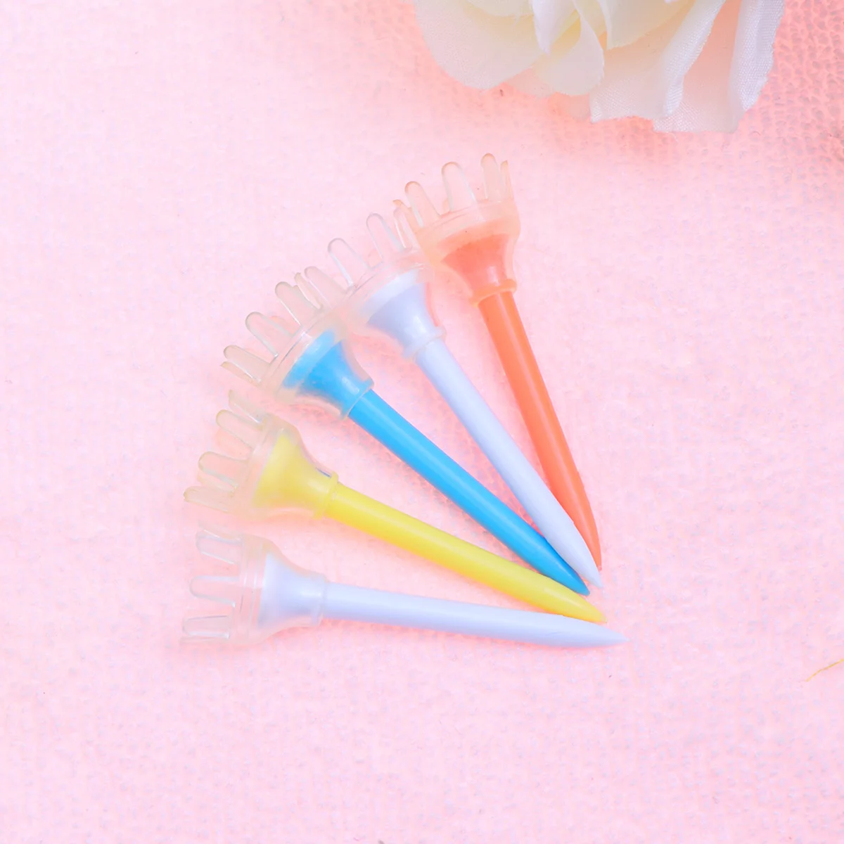 

5pcs Lightweight and Durable Plastic Crown Tees 54CM (Random Color)