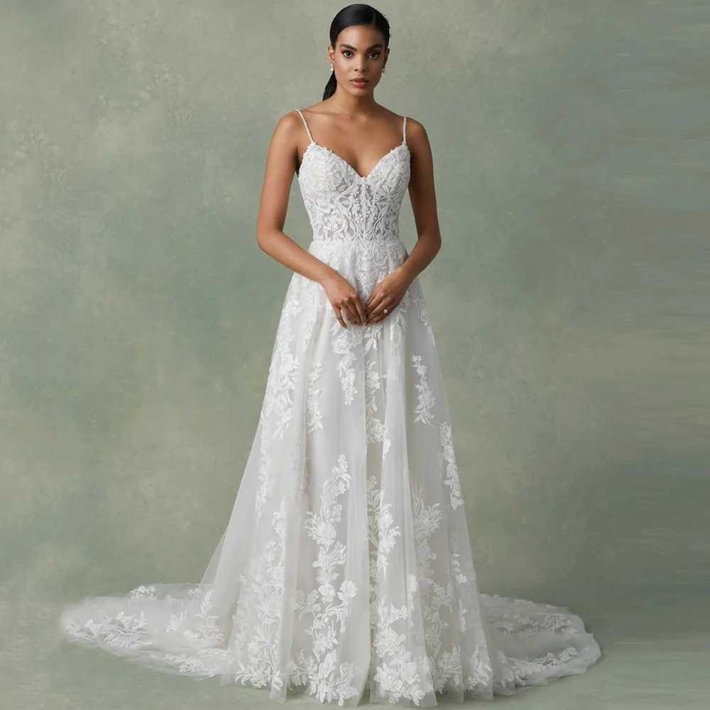 

Платье Свадебное ТРАПЕЦИЕВИДНОЕ с кружевной аппликацией, на тонких бретельках