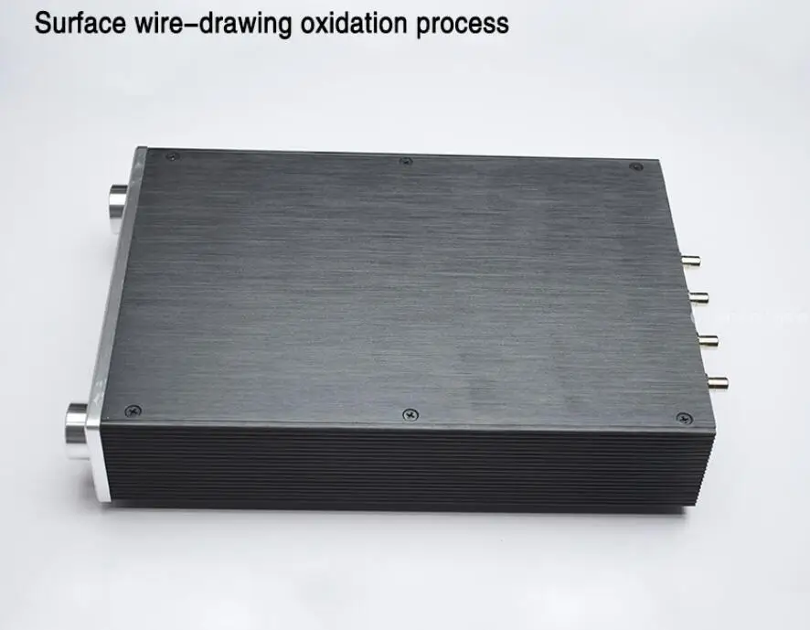 Собранный сбалансированный пульт дистанционного управления регулятор