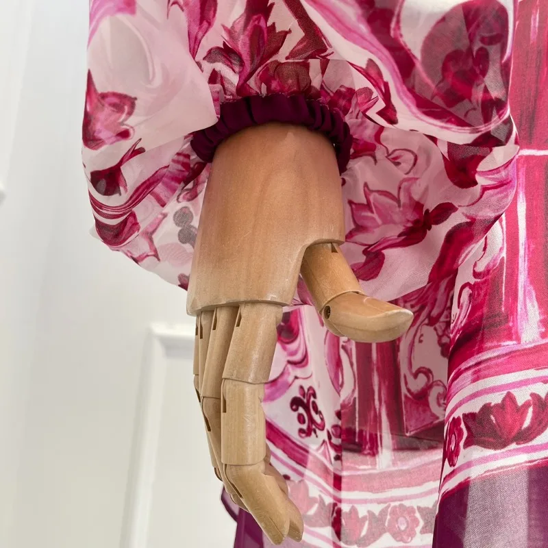 Рисунок 6 - Женское платье мини с цветочным принтом