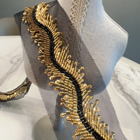 Кружевная лента с бисером золото-черная 50 см