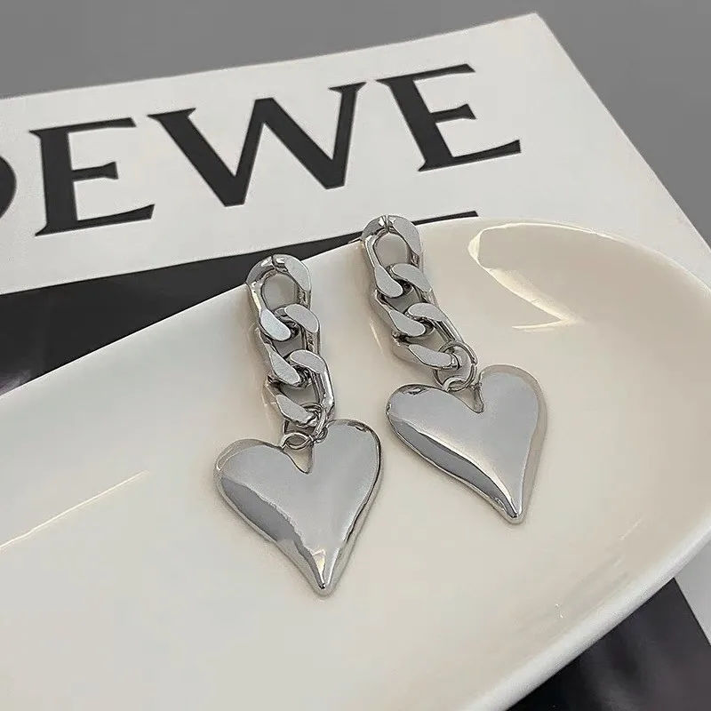 

Women's Fringe Chain Earrings Fashion Heart Drop Earrings 2023 Trend New Jewelry For Women Punk Stud Earrings Jewelry