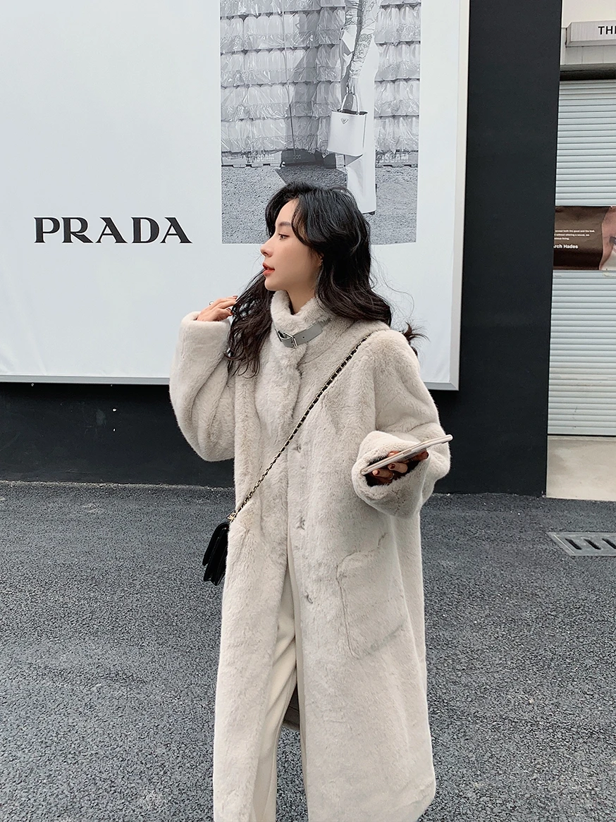 Environmentally friendly fur, fur in winter, medium long, thickened mink down, knee length, lazy wind, fur coat, female