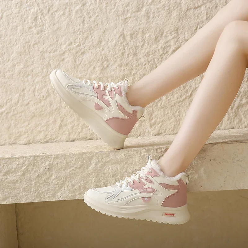 Женские зимние массивные кроссовки на меховой подкладке из искусственной кожи