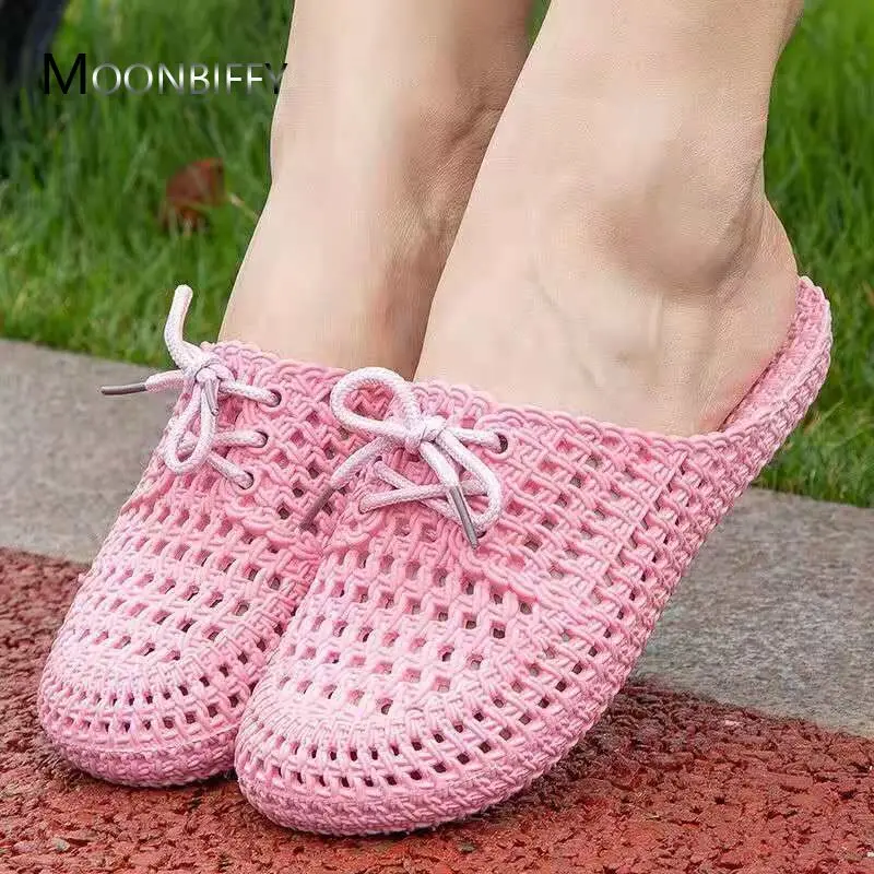 

New Beach Casual Sandals Female Hollow Hole Shoes Home Indoor and Outdoor Drag Lazy Fashion Student Drag Flat Bottom Slippers